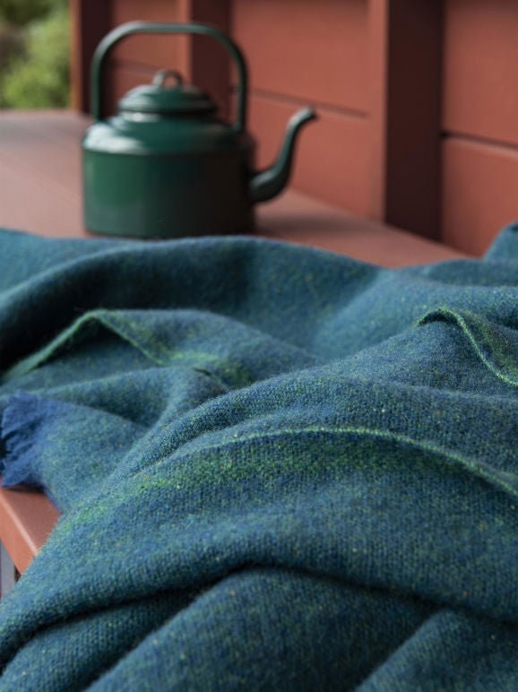 Otto's Corner Store - Bach Wool Blanket - Sea/Spirulina