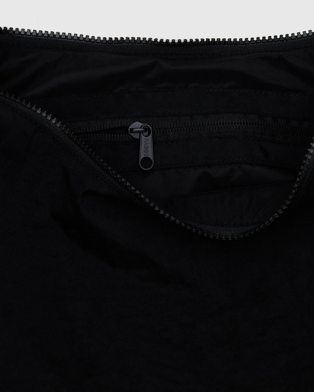 Otto's Corner Store - Baggu | Medium Nylon Crescent Bag - Black