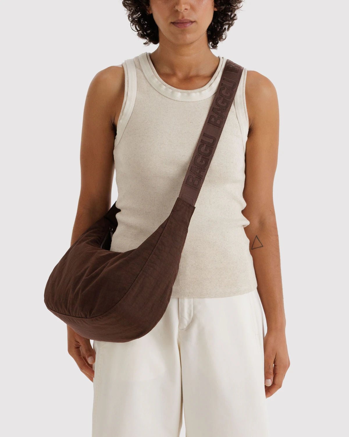 Otto's Corner Store - Baggu | Medium Nylon Crescent Bag - Coffee