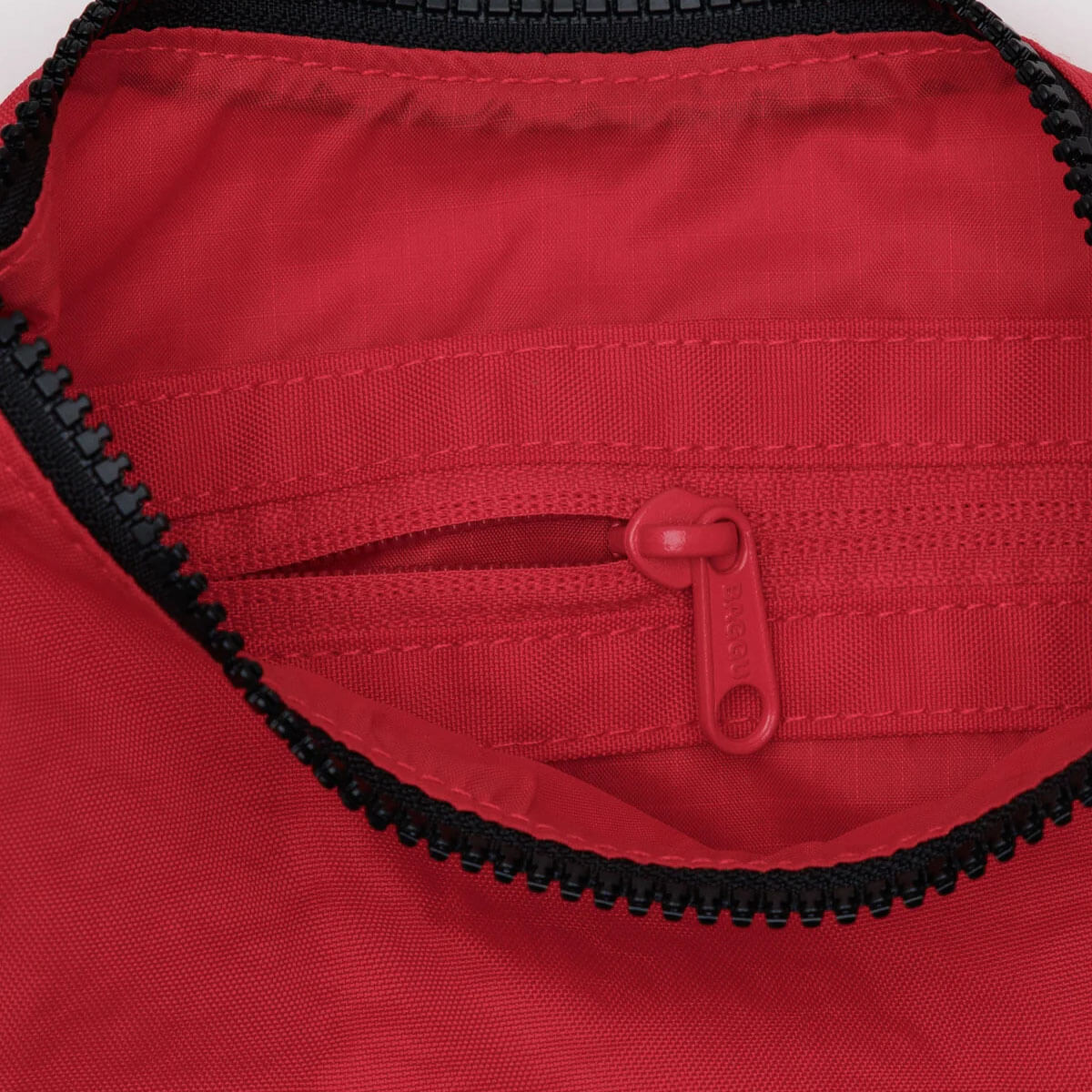 Otto's Corner Store - Baggu | Small Nylon Crescent Bag - Candy Apple