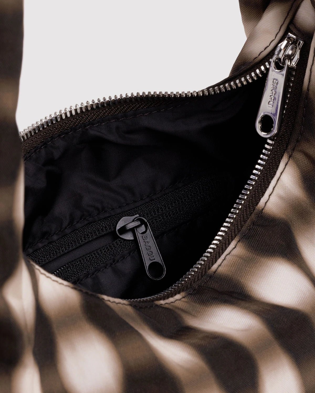 Otto's Corner Store - Baggu | Small Nylon Meringue Bag - Blurred Brown Gingham