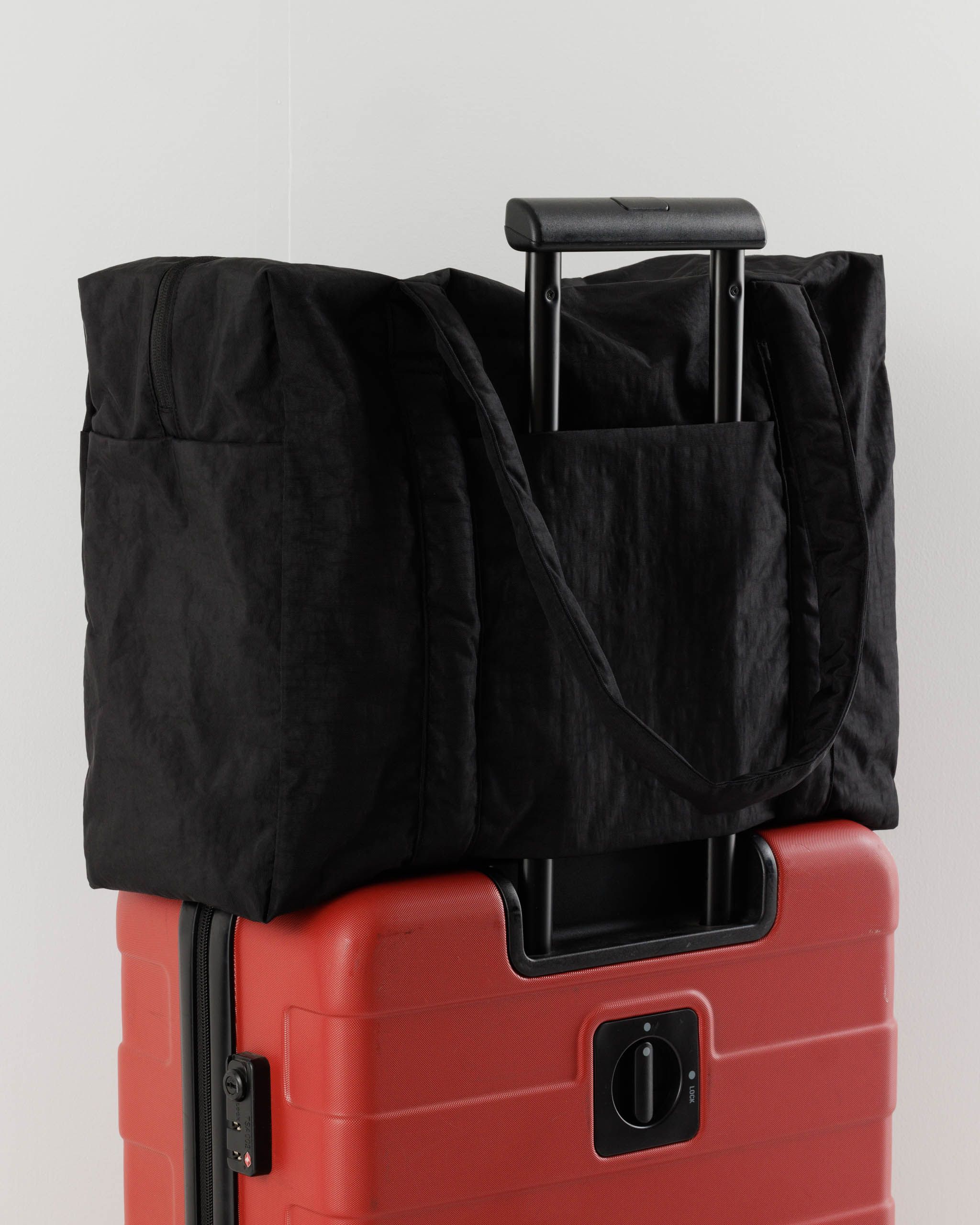 Otto's Corner Store - Cloud Carry - on - Black