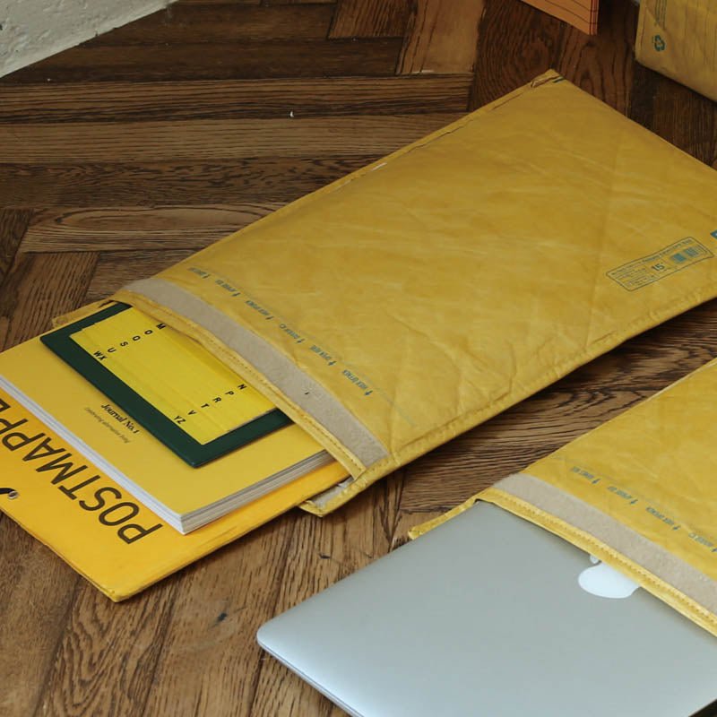 Otto's Corner Store - Dulton | Padded Envelope Laptop Bag - Yellow