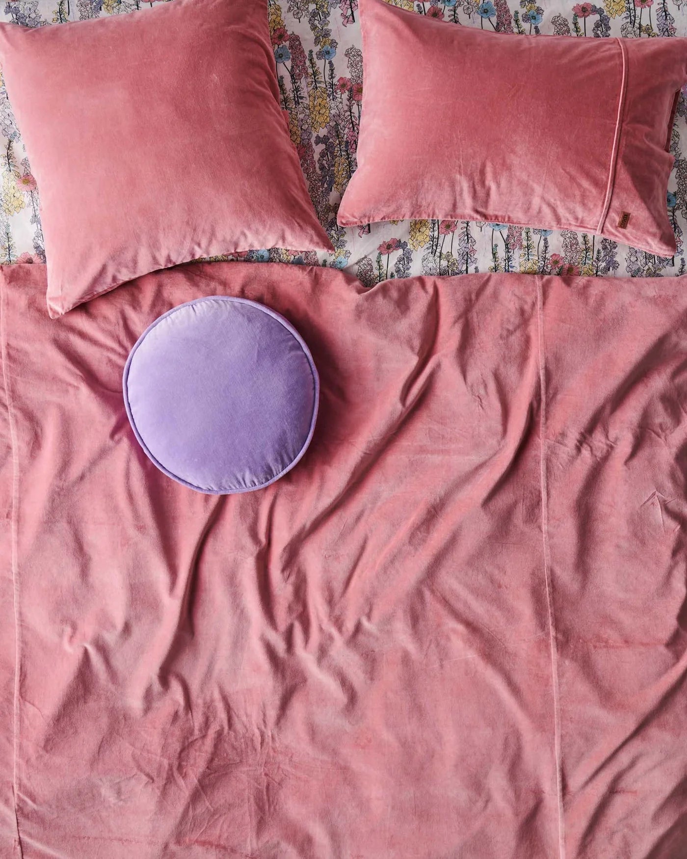 Otto's Corner Store - Dusty Rose Velvet Quilt Cover