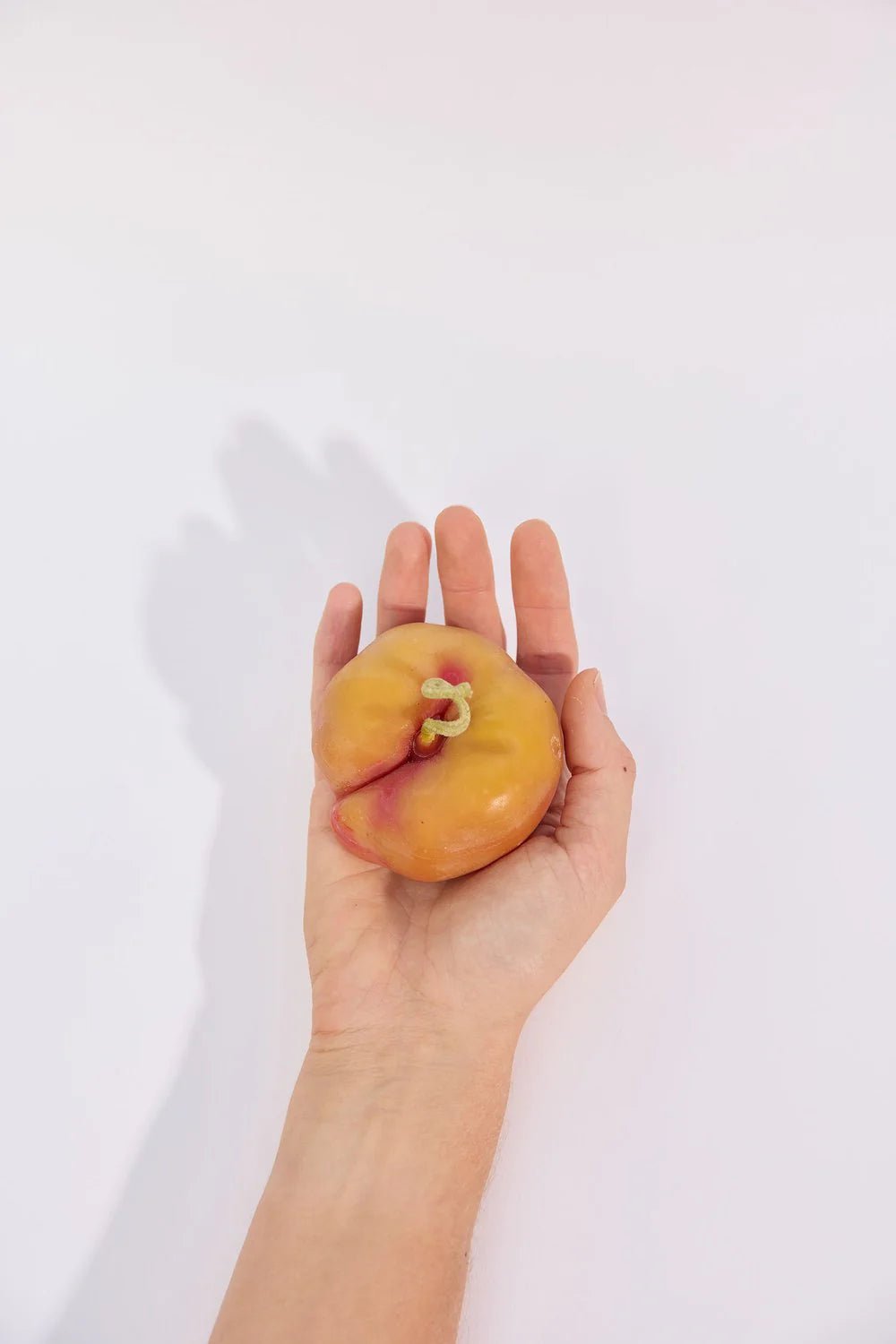 Otto's Corner Store - Flat Peach | Handmade Beeswax Candle