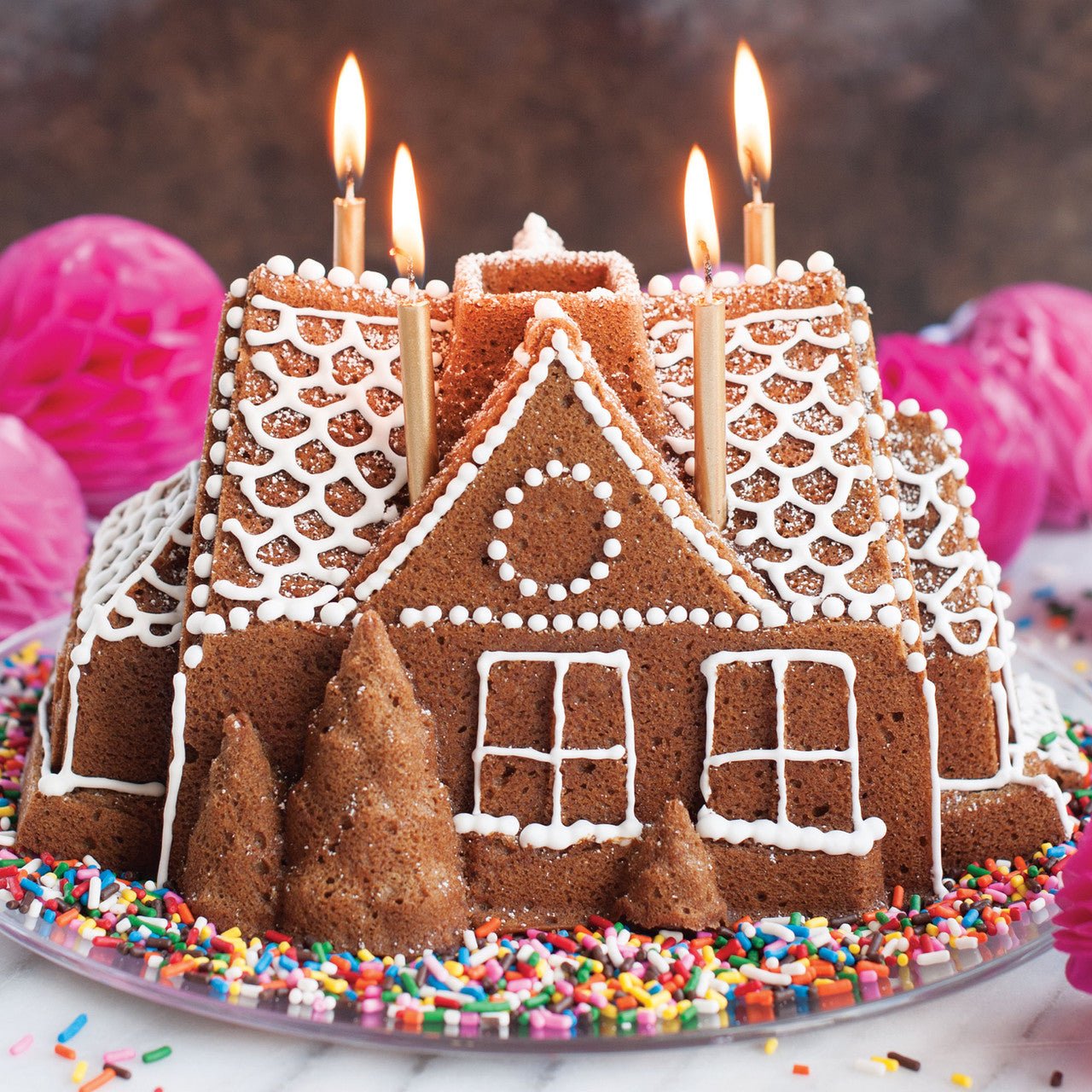 Otto's Corner Store - Gingerbread House Bundt Pan