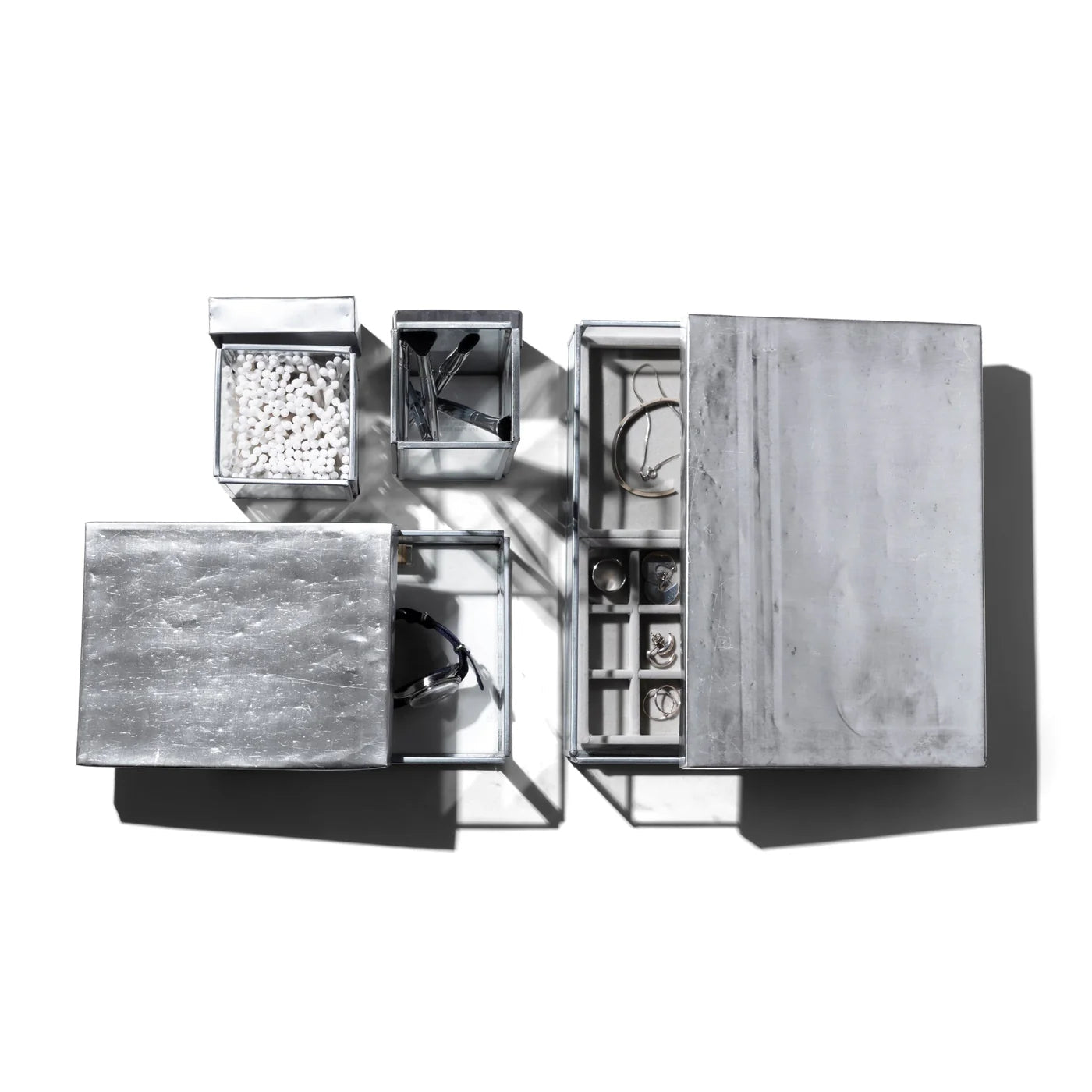 Otto's Corner Store - Glass Box with Recycled Steel Lid