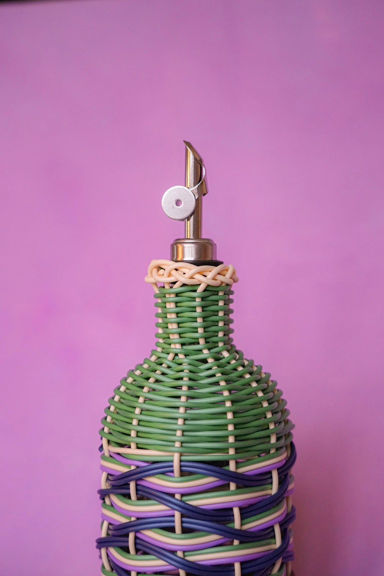Otto's Corner Store - MÆGEN | Oil Pourer - Brown/Green