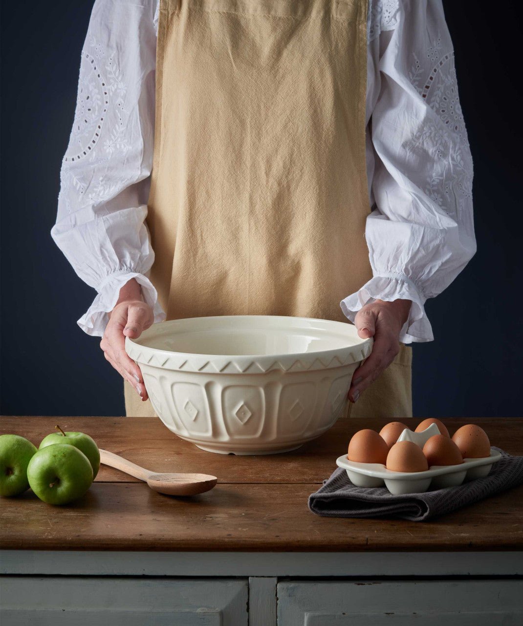 Otto's Corner Store - Mason Cash - Cream Colour Mixing Bowl