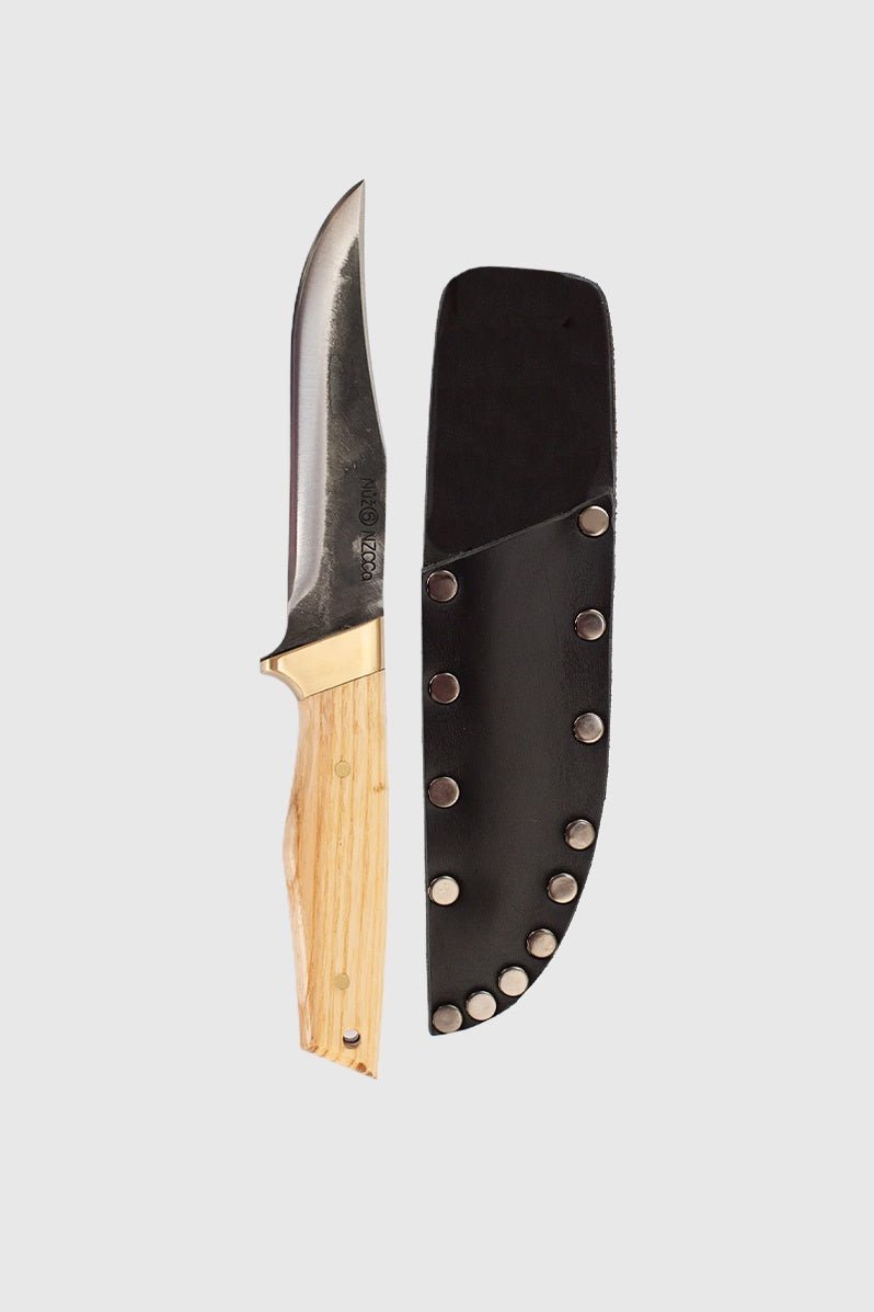 Otto's Corner Store - No. 6 - The Traveller