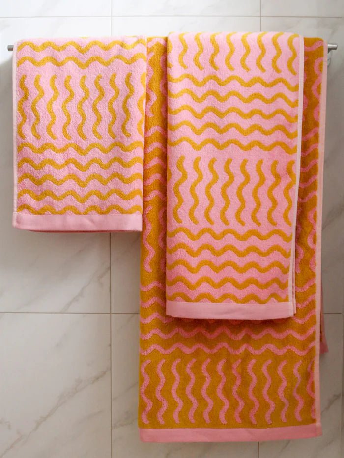 Otto's Corner Store - Ripple Bath Towel