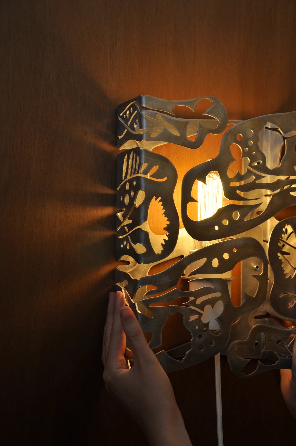 Otto's Corner Store - Stupid Engineering | Wildflower Lamp