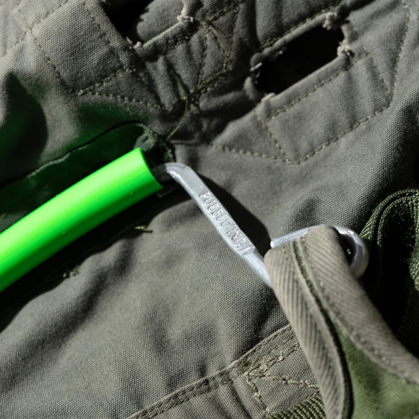 Otto's Corner Store - Vintage material A3 Bag